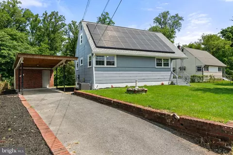 6412 Manor Circle Dr, Clinton, MD 20735