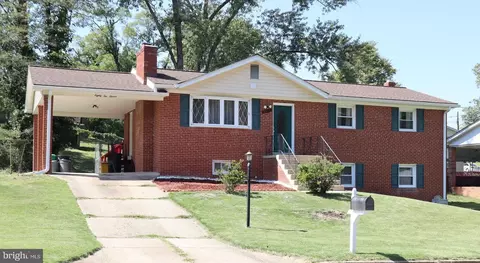 8211 Steve Dr, District Heights, MD 20747
