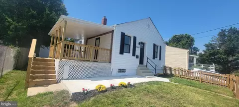 5003 Addison Rd, Capitol Heights, MD 20743