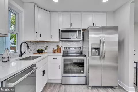 5603 Coolidge St, Capitol Heights, MD 20743
