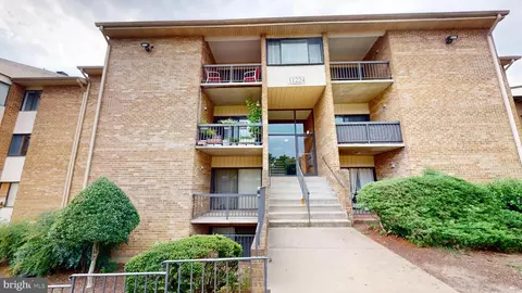 11224 Cherry Hill Rd #304, Beltsville, MD 20705