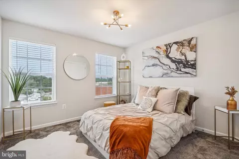 7648 Buzz Aldrin Ln, Lanham, MD 20706 photo 23
