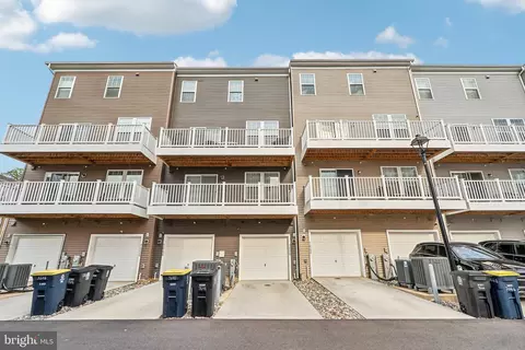 7648 Buzz Aldrin Ln, Lanham, MD 20706 photo 32