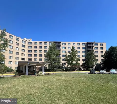 3450 Toledo Ter #716, Hyattsville, MD 20782