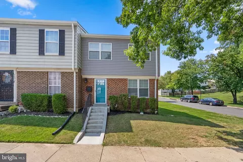 9001 Congress Pl, Landover, MD 20785