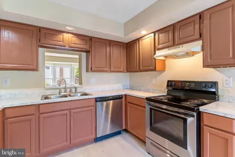 12608 Pavillion Ct, Marlboro, MD 20772
