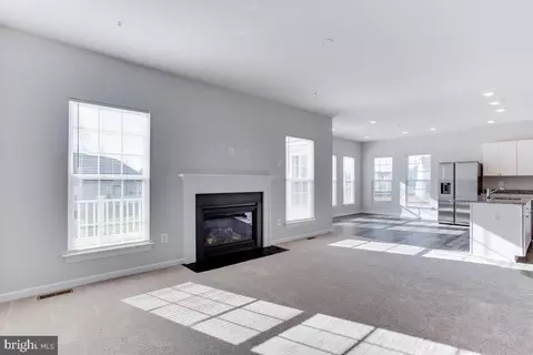 5817 Mcintosh Pl, Brandywine, MD 20613 photo 6