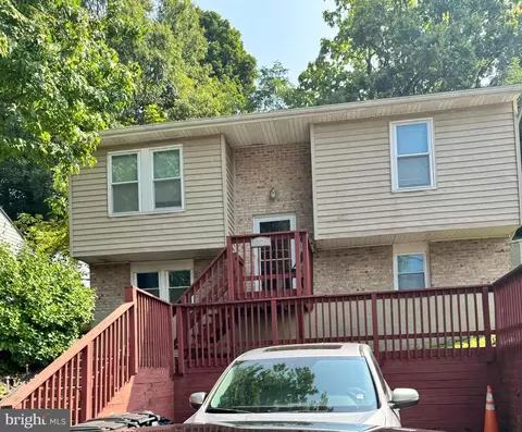 1005 Balsamtree Dr, Capitol Heights, MD 20743