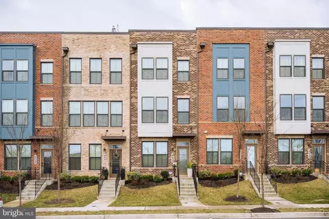 4639 Towne Park Rd, Suitland, MD 20746