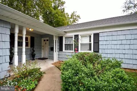 16118 Pointer Ridge Dr, Bowie, MD 20716 photo 3