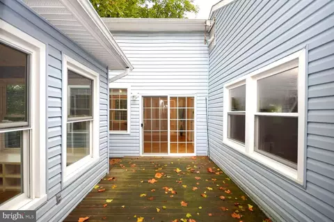 16118 Pointer Ridge Dr, Bowie, MD 20716 photo 30