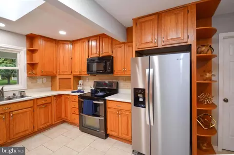 16118 Pointer Ridge Dr, Bowie, MD 20716 photo 13