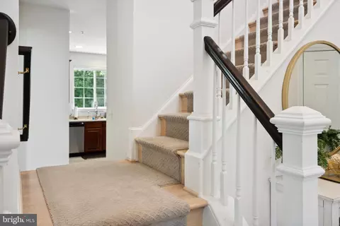 Entry Way - 9835 Farm Pond Rd, Laurel, MD 20708 photo 9 of 11