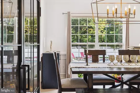 Dining - 9835 Farm Pond Rd, Laurel, MD 20708 photo 1 of 2
