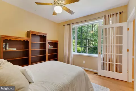 Bedroom - 15609 Baden Naylor Rd, Brandywine, MD 20613 photo 2 of 6
