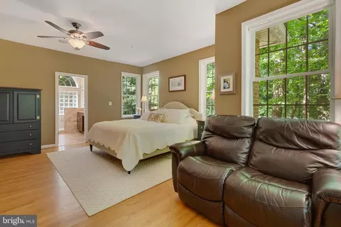 Bedroom - 15609 Baden Naylor Rd, Brandywine, MD 20613 photo 3 of 6