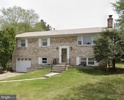 7202 Shockley Ct, Fort Washington, MD 20744