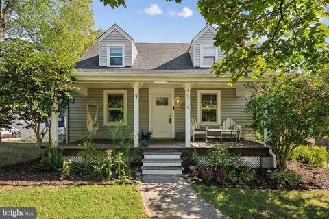 4514 Elmwood Rd, Beltsville, MD 20705