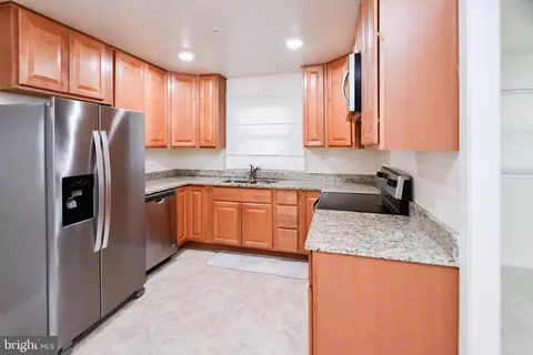 Kitchen - 12511 Silverbirch Ln, Laurel, MD 20708 photo 1 of 2