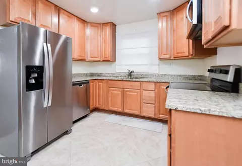 Kitchen - 12511 Silverbirch Ln, Laurel, MD 20708 photo 2 of 2
