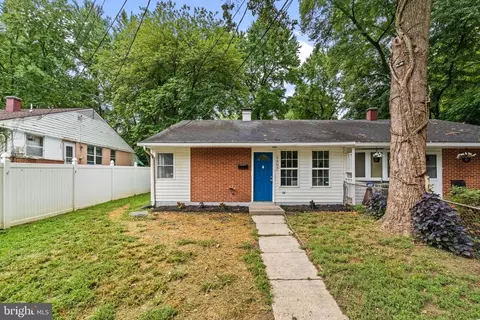 7903 Roxbury Ct, Landover, MD 20785