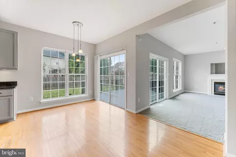 7806 Drum Point Ln, Clinton, MD 20735 photo 14