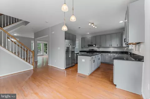 7806 Drum Point Ln, Clinton, MD 20735 photo 12