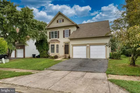 7806 Drum Point Ln, Clinton, MD 20735 photo 3