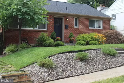 1913 Merrimac Dr, Hyattsville, MD 20783