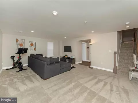 14811 Willow Run Ln, Laurel, MD 20707 photo 33