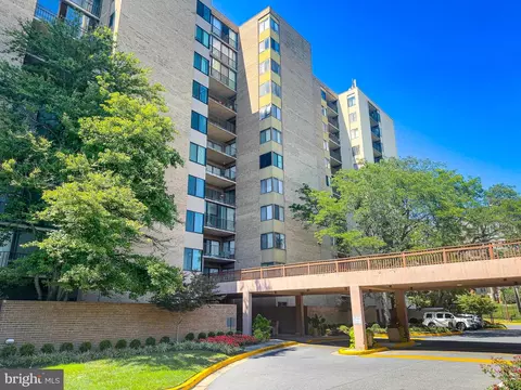 9200 Edwards Way #710, Hyattsville, MD 20783