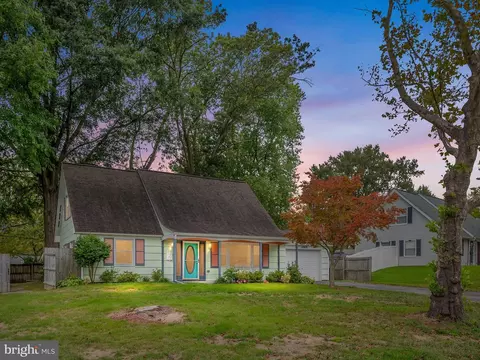 12405 Stirrup Ln, Bowie, MD 20715