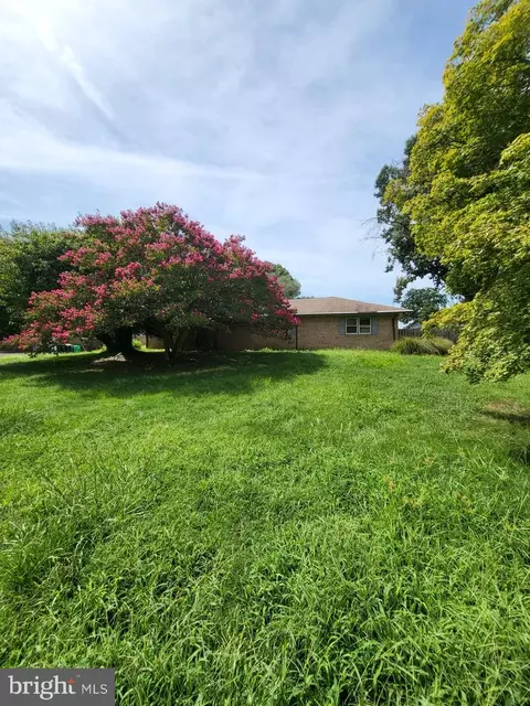 9705 Indian Princess Dr, Fort Washington, MD 20744