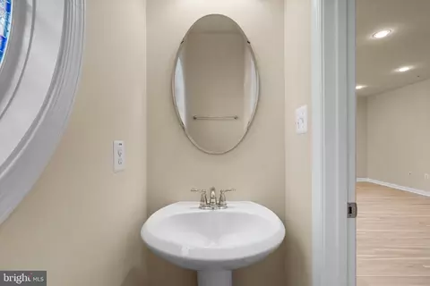 14919 First Baptist Ln, Laurel, MD 20707 photo 18