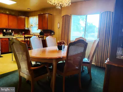 7531 Newberry Ln, Lanham, MD 20706 photo 9
