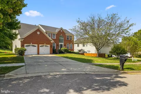 11703 Old Lantern Ct, Fort Washington, MD 20744