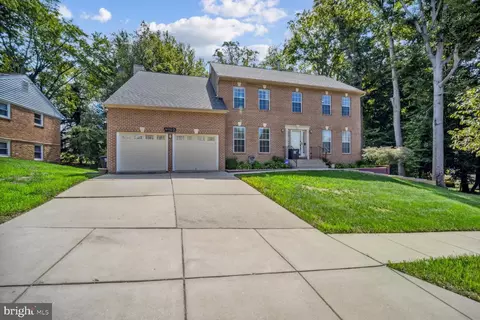 4922 Ashford Dr, Marlboro, MD 20772