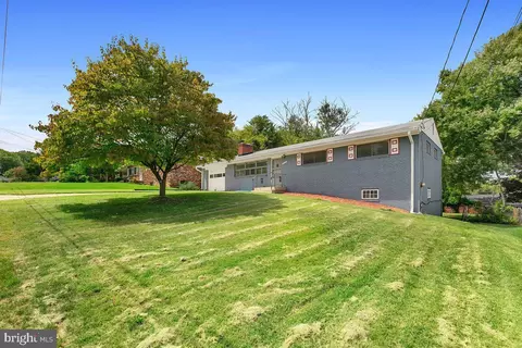 6103 Colonial Ter, Temple Hills, MD 20748