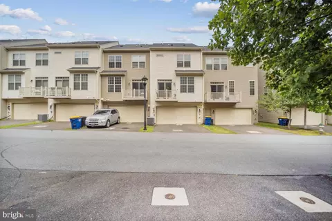 Exterior - 9524 Smithview Pl, Lanham, MD 20706 photo 5 of 5