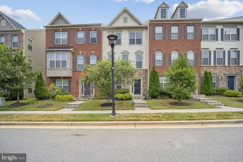 9524 Smithview Pl, Lanham, MD 20706