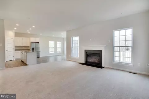 6308 Savannah Dr, Brandywine, MD 20613 photo 9