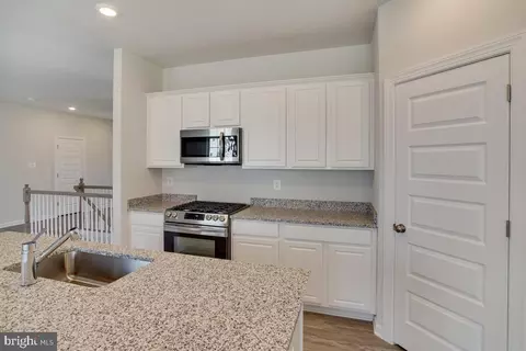 6308 Savannah Dr, Brandywine, MD 20613 photo 13