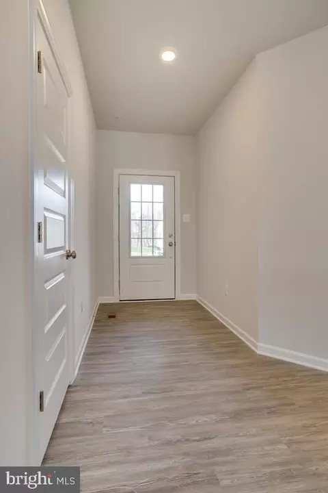 6308 Savannah Dr, Brandywine, MD 20613 photo 5