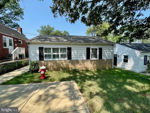 1107 Kayak Ave, Capitol Heights, MD 20743