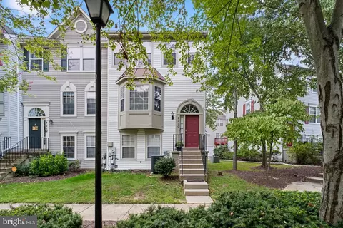 4710 Amberfield Dr, Marlboro, MD 20772