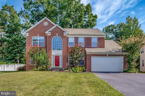 9207 Sumner Grove Dr, Laurel, MD 20708