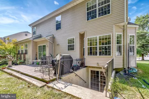 Exterior - 9207 Sumner Grove Dr, Laurel, MD 20708 photo 3 of 3