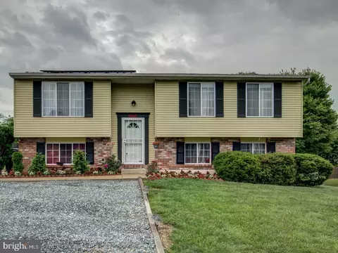 Exterior - 4803 Rodgers Dr, Clinton, MD 20735 photo 4 of 10