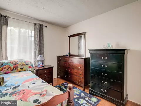 Bedroom - 4803 Rodgers Dr, Clinton, MD 20735 photo 5 of 5