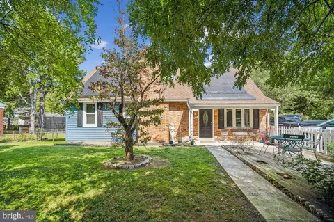 10437 Tullymore Dr, Hyattsville, MD 20783